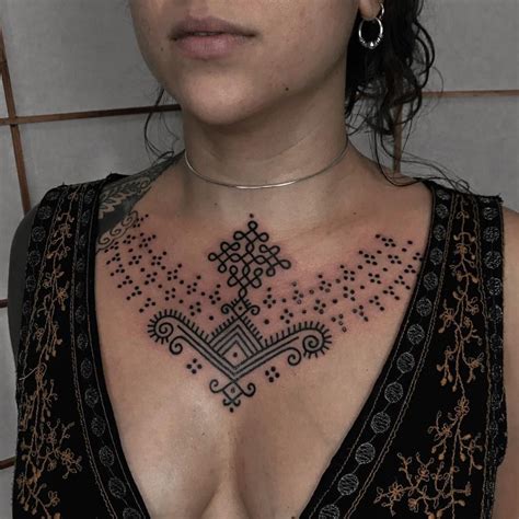 60 Best Chest Tattoos For Women (2021)