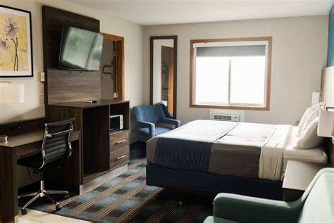 Travelodge by Wyndham Escanaba Escanaba, Michigan, US - Reservations.com