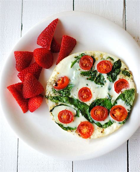 Spinach and Egg White Omelet - Eat Yourself Skinny