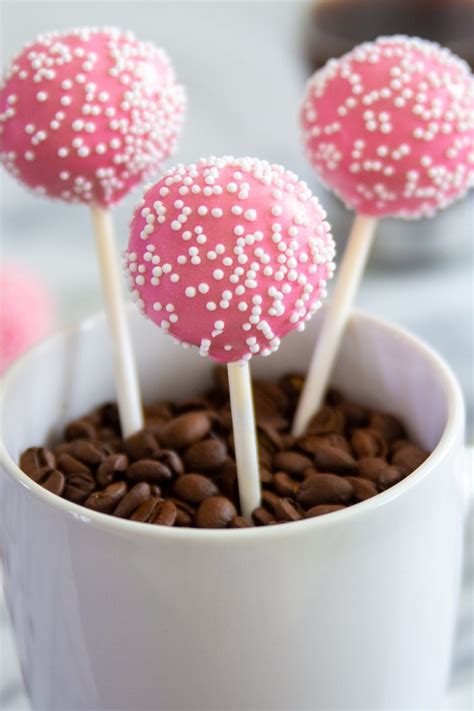 How to Make Cake Pops- Starbucks Copycat (VIDEO) Vanilla Cake Pop ...