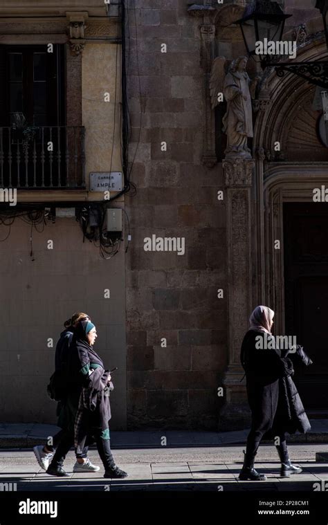 gothic quarter barcelona Stock Photo - Alamy