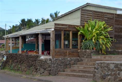 Exterior view of restaurant - Picture of Haka Honu, Hanga Roa - Tripadvisor