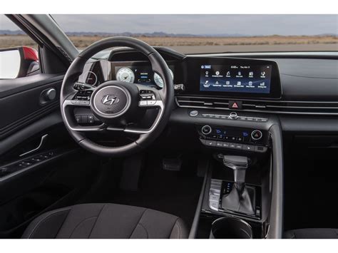 2023 Hyundai Elantra: 44 Interior Photos | U.S. News