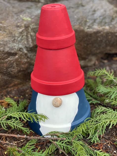 DIY Americana Garden Gnome - The Shabby Tree