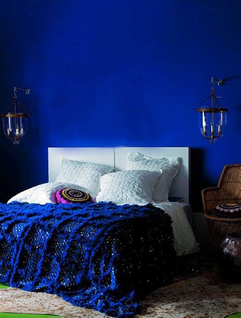 Cobalt Blue Bedroom Ideas - Blue is a classic and endlessly ...