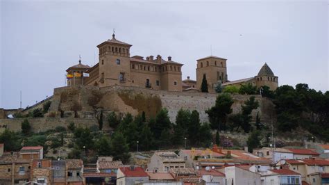 Fitxer:Castillo de Alcañiz, Teruel (Spain).JPG - Viquipèdia, l'enciclopèdia lliure