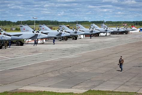 PHOTO REPORT: Russian Airforce MiG-31’s at Bolshoye Savino Air Base ...