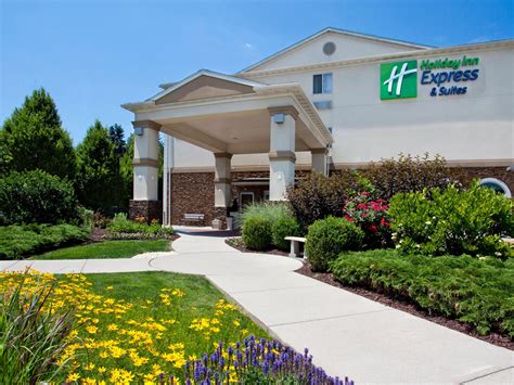 Holiday Inn Express & Suites Allentown West Amenities & Services