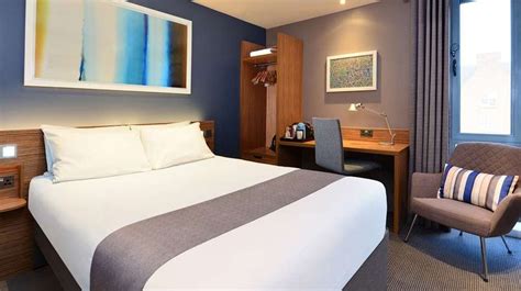 Travelodge London Central Tower Bridge- Tourist Class London, England ...