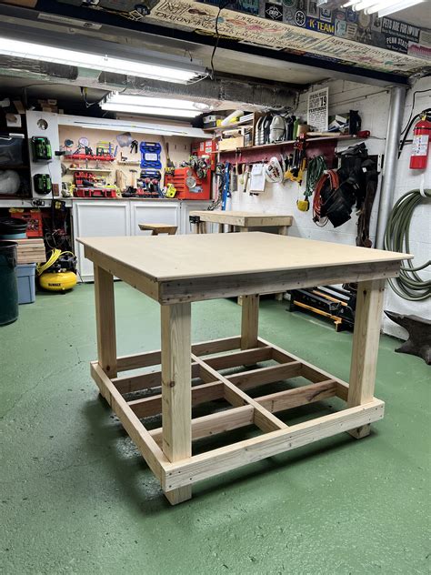 New work table for the garage : r/Workbenches