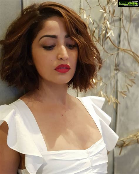 Yami Gautam Instagram - RED ...... 📸 - Gethu Cinema