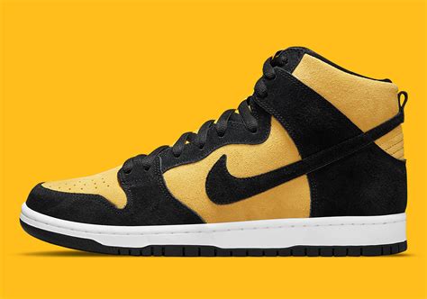 Nike SB Dunk High Yellow Black DB1640-001 | SneakerNews.com