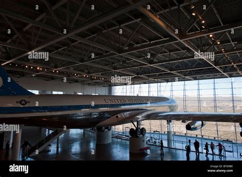 Air Force One at the Ronald Reagan Library in Simi Valley California ...