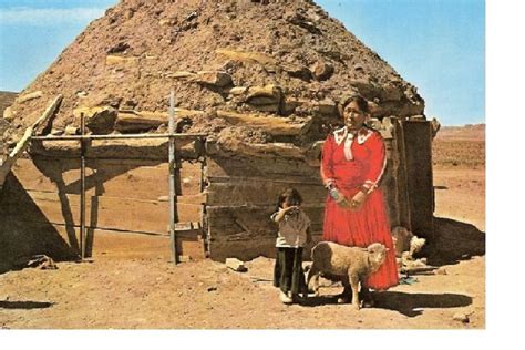 Navajo Home – Hogans or Hohrahn