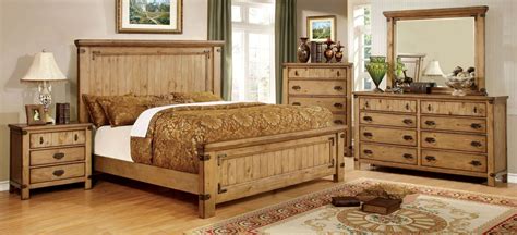 Pioneer Burnished Pine Bedroom Set from Furniture of America (CM7449Q-BED) | Coleman Furniture