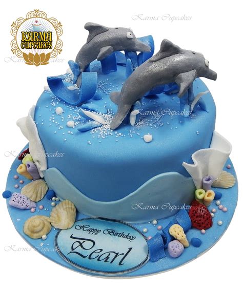 3D Dolphins under the Sea cake