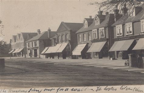 HAYWARDS HEATH. A collection of approximately 98 postcards of Haywards Heath and its West Sussex env