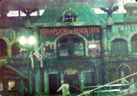 17 Best images about Old Chicago Amusement Park & Mall on Pinterest | Parks, Shopping mall and ...