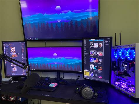 My main setup has now join the ultrawide masterrace! Predator X34! And does anyone have any ...