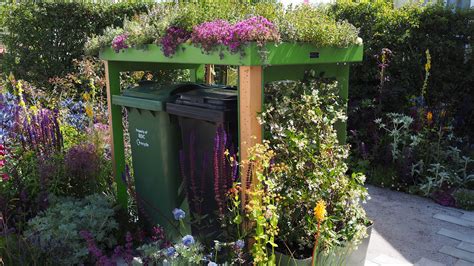 Wheelie bin storage ideas: 12 ways to hide your bins in style ...