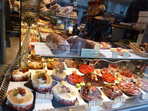 A Foodie's Joy: Paris Food Walking Tour