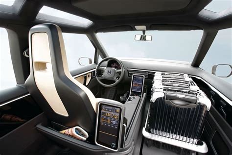 VW Berlin Taxi Concept Interior - Car Body Design | Concept cars, Taxi ...