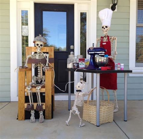 Fun Halloween Skeleton Decorations That Will Make You Laugh