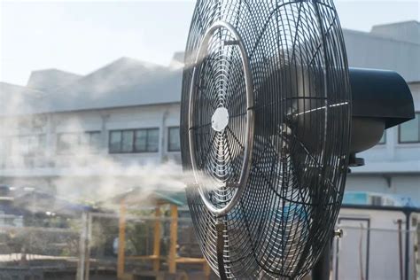 The Best Outdoor Misting Fan for Hot Days 2025: Own The Yard