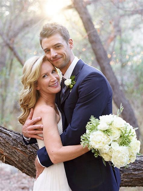 The Office's Angela Kinsey Is Married! All the Details on Her Truly ...