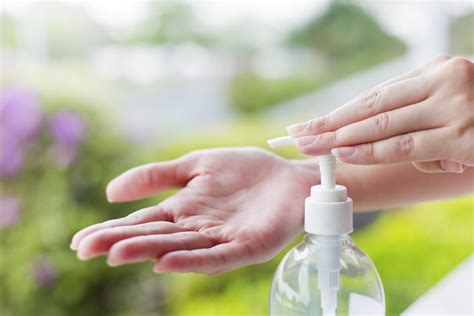 7 Reasons Why You Should Avoid Hand Sanitizers (And What to Use Instead) | FOOD MATTERS®