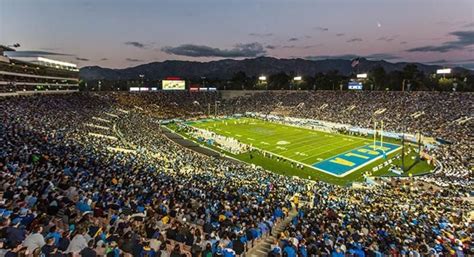 UCLA Bruins Football - Visit Pasadena | Visit Pasadena