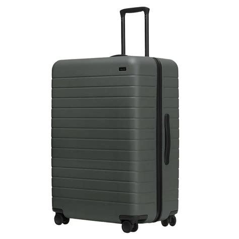 The Best Hard-Shell Luggage - Hard-Shell Luggage Reviews 2023