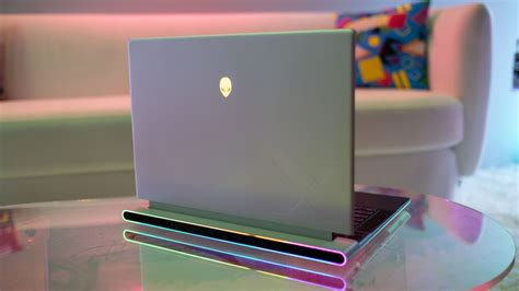 Alienware x16 Hands On Impressions - IGN