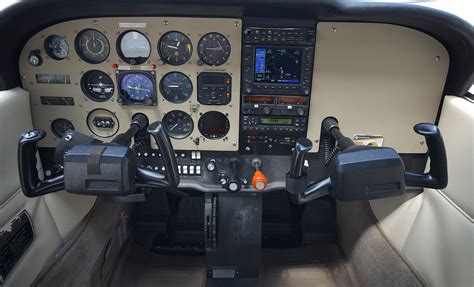 Cessna 172 Cockpit