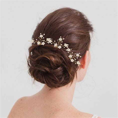 Gold flower wedding hair pins (x3) - 'Jasmine' | Britten Weddings