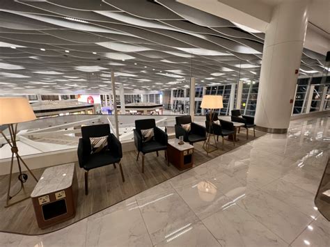 As good as Doha? A review of Gulf Air's Lounge at Bahrain International ...