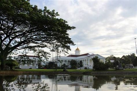 Bogor Palace : The History of The Heart of Bogor - Lovely Bogor