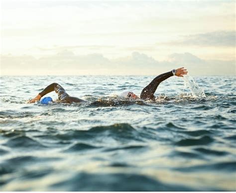 6 Benefits of Sea Swimming