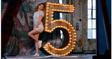 WATCH Gisele's Chanel No 5 ad in full! - my fashion life