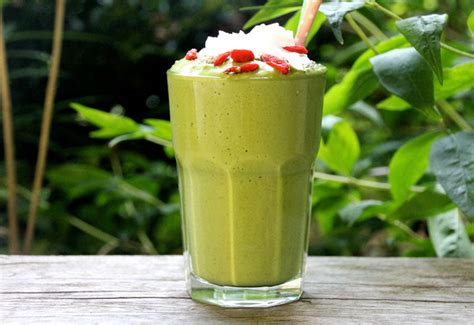 Creamy Moringa Green Smoothie