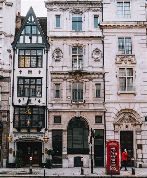 8 Historic Streets In London: Old & Famous Places To Visit