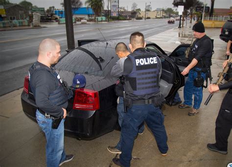 ICE Raids 2017: Latest news on immigration raids that resulted in 680 ...