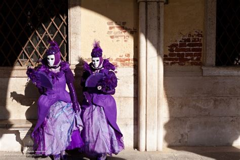 Travel Photography - Shooting the Venice Carnival