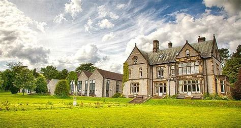 YHA CASTLETON LOSEHILL HALL - Updated 2024 Prices & Hostel Reviews ...