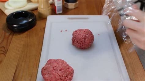 Juicy Hamburger : 7 Steps (with Pictures) - Instructables