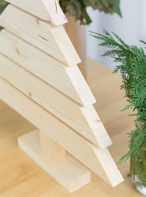 Wooden Christmas Tree - DIY Modern Project