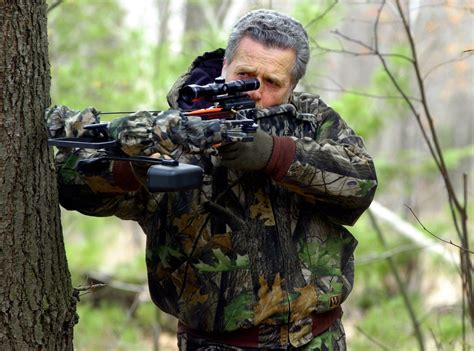 New Illinois law lifts restrictions on crossbow hunting - Chicago Tribune