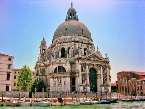 Santa Maria della Salute, Venice