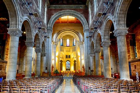 La St Anne's Cathedral de Belfast • Guide Irlande.com