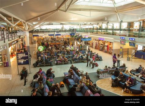 Departure lounge, Bristol Airport, England, UK Stock Photo - Alamy